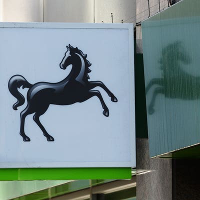 Lloyds reports profit increase as bank gets boost from higher rates