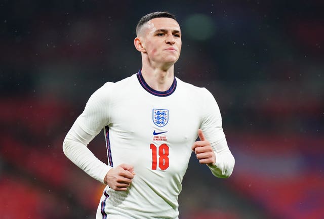 Phil Foden in action for Eng;and