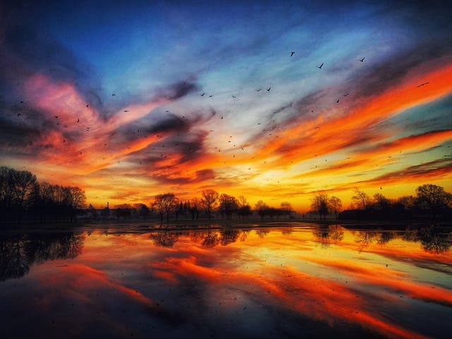 Sunrise over West Park, Long Eaton 