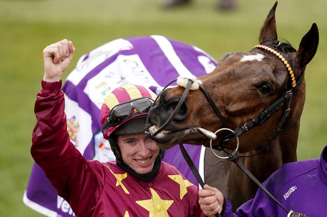 Kennedy with Minella Indo after winning the Cheltenham Gold Cup in 2021