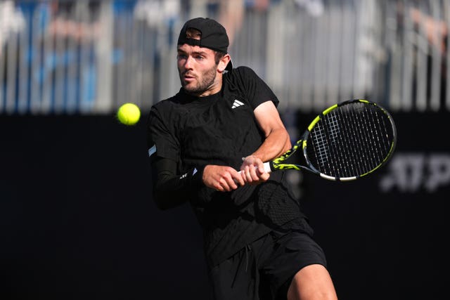 Jacob Fearnley hits a backhand