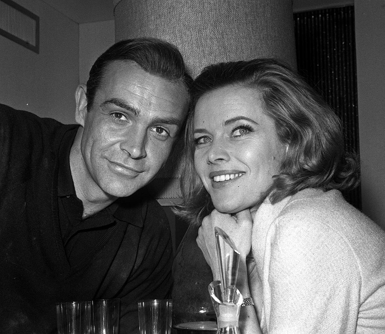 In Pictures The Life And Career Of Bond Girl Honor Blackman Express