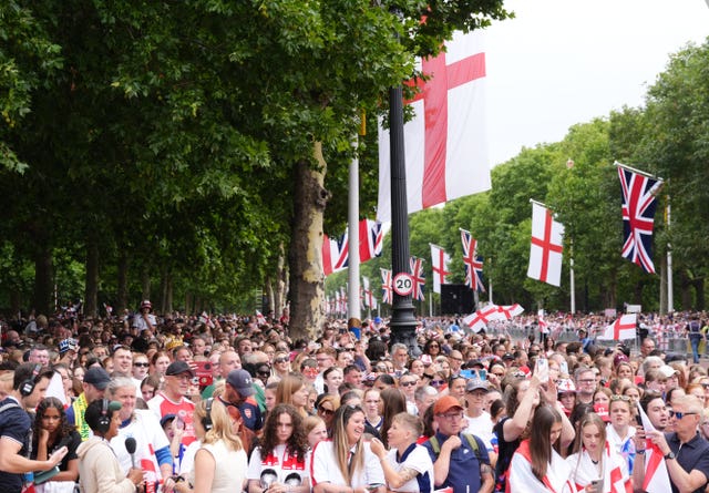 England fans gather on the Mall ahead of England's parade