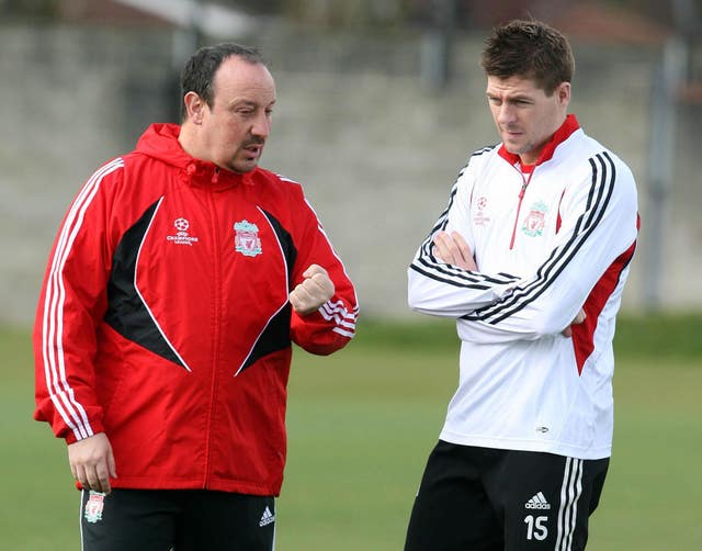 Steven Gerrard, right, was close to Rafael Benitez (Peter Byrne/PA)