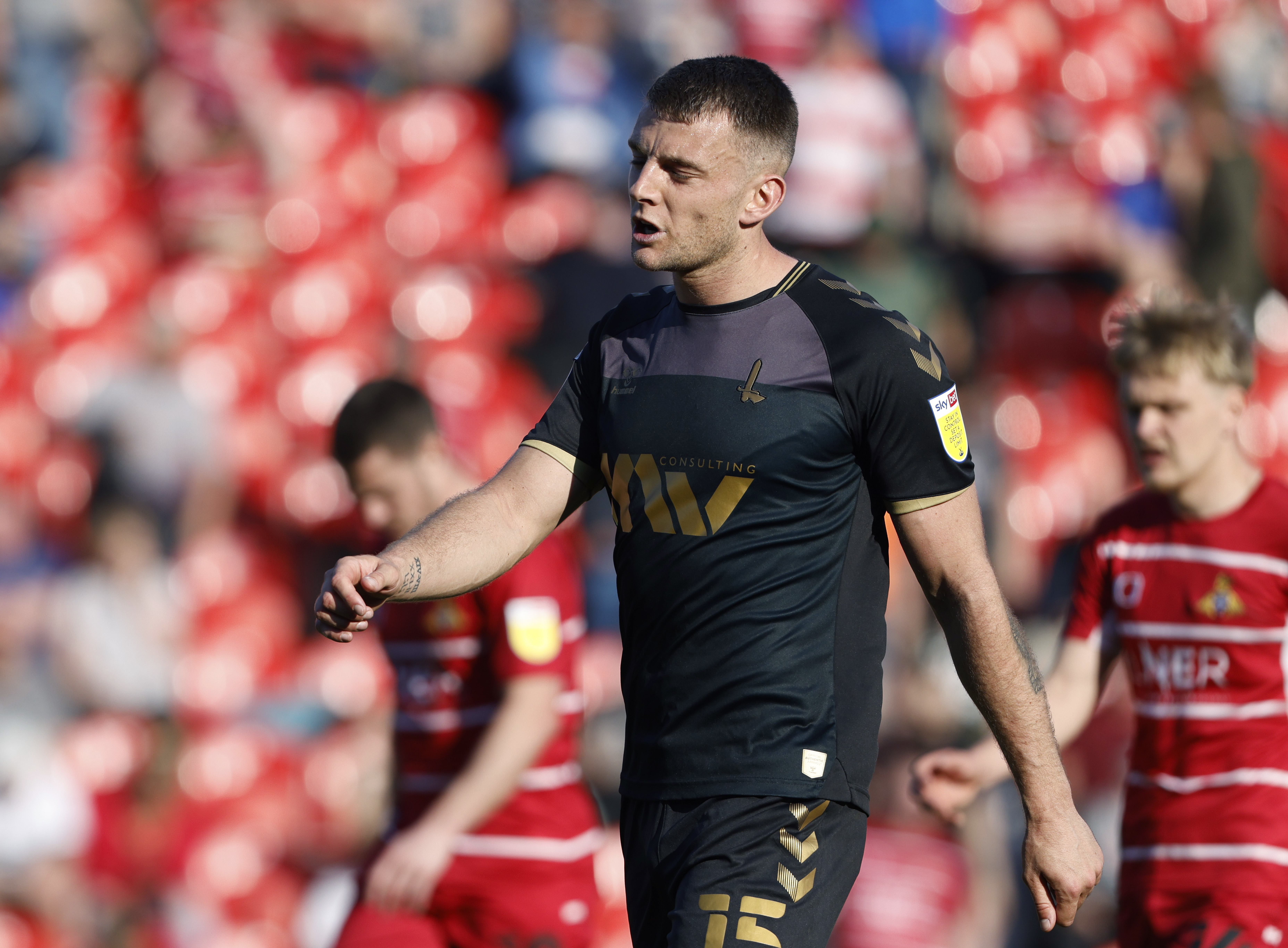 卡莱尔 0-1 布里斯托尔流浪者：无经理海盗队继续良好状态