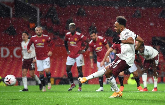 Pierre-Emerick Aubameyang converts his penalty to secure Arsenal victory at Old TraffordLeague – Old Trafford