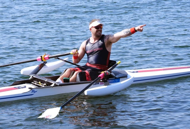 Benjamin Pritchard celebrates gold in the PR1 Men’s Single Sculls 