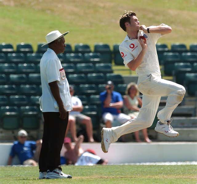 Anderson struggled in 2004 after the England coaches tried to alter his unusual bowling action 