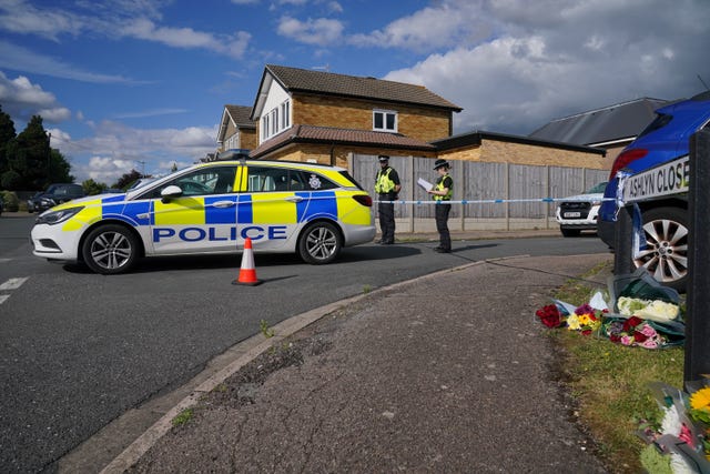 Police in Ashlyn Close, Bushey