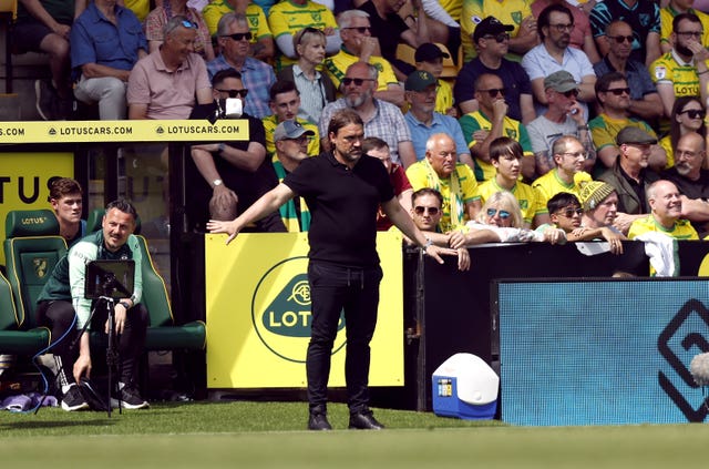 Leeds manager Daniel Farke on the touchline at Carrow Road