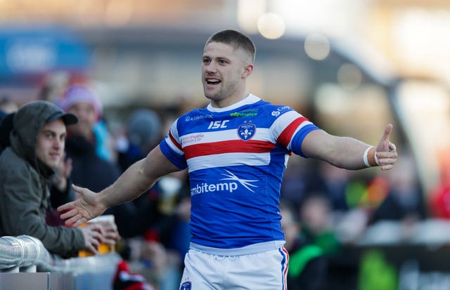 Ryan Hampshire scored two tries to help Wakefield survive relegation