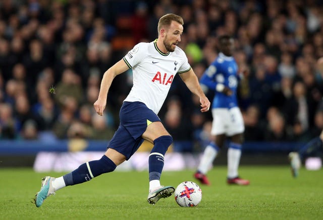 Harry Kane in action for Tottenham
