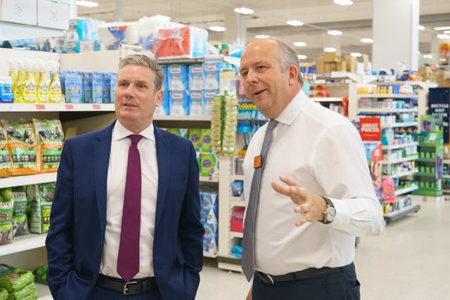 Sir Keir Starmer with Sainsbury’s chief executive Simon Roberts in a store