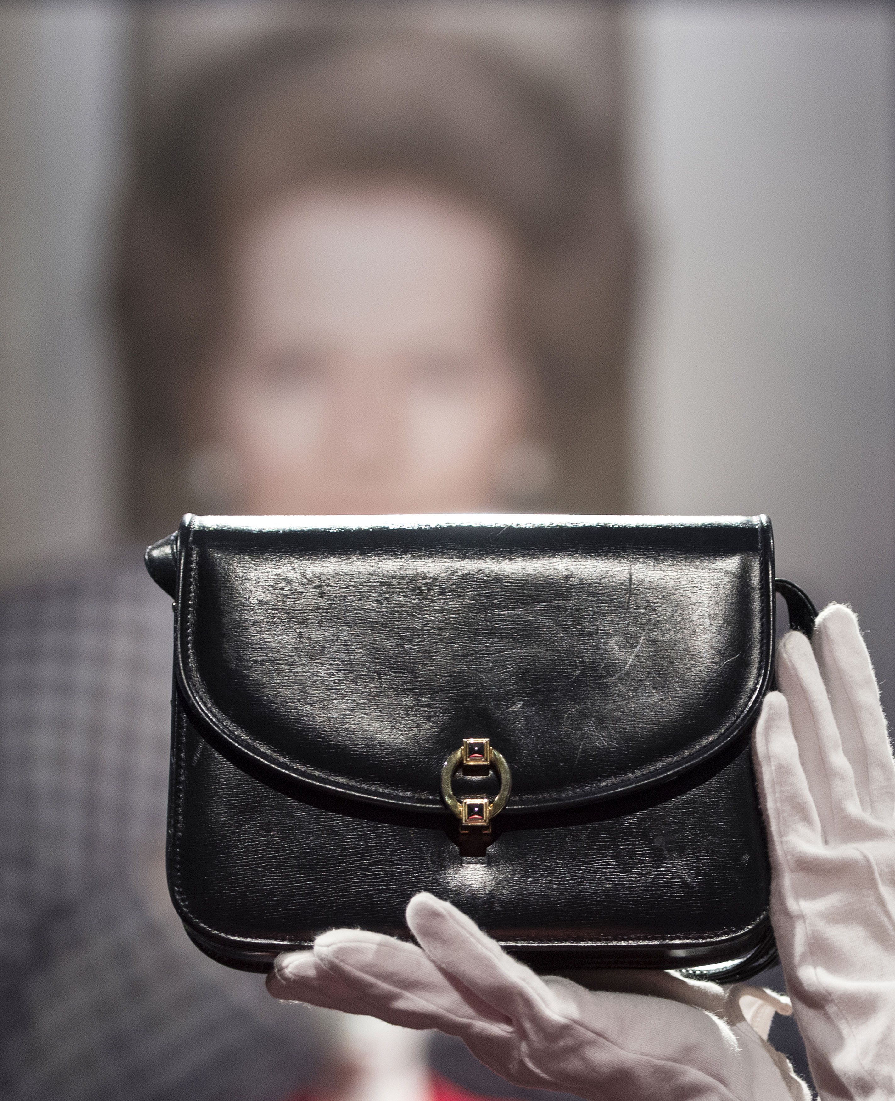 Margaret Thatcher's favourite bag brand Launer creates limited edition  handbag in her honour for Conservative Party Conference | Daily Mail Online