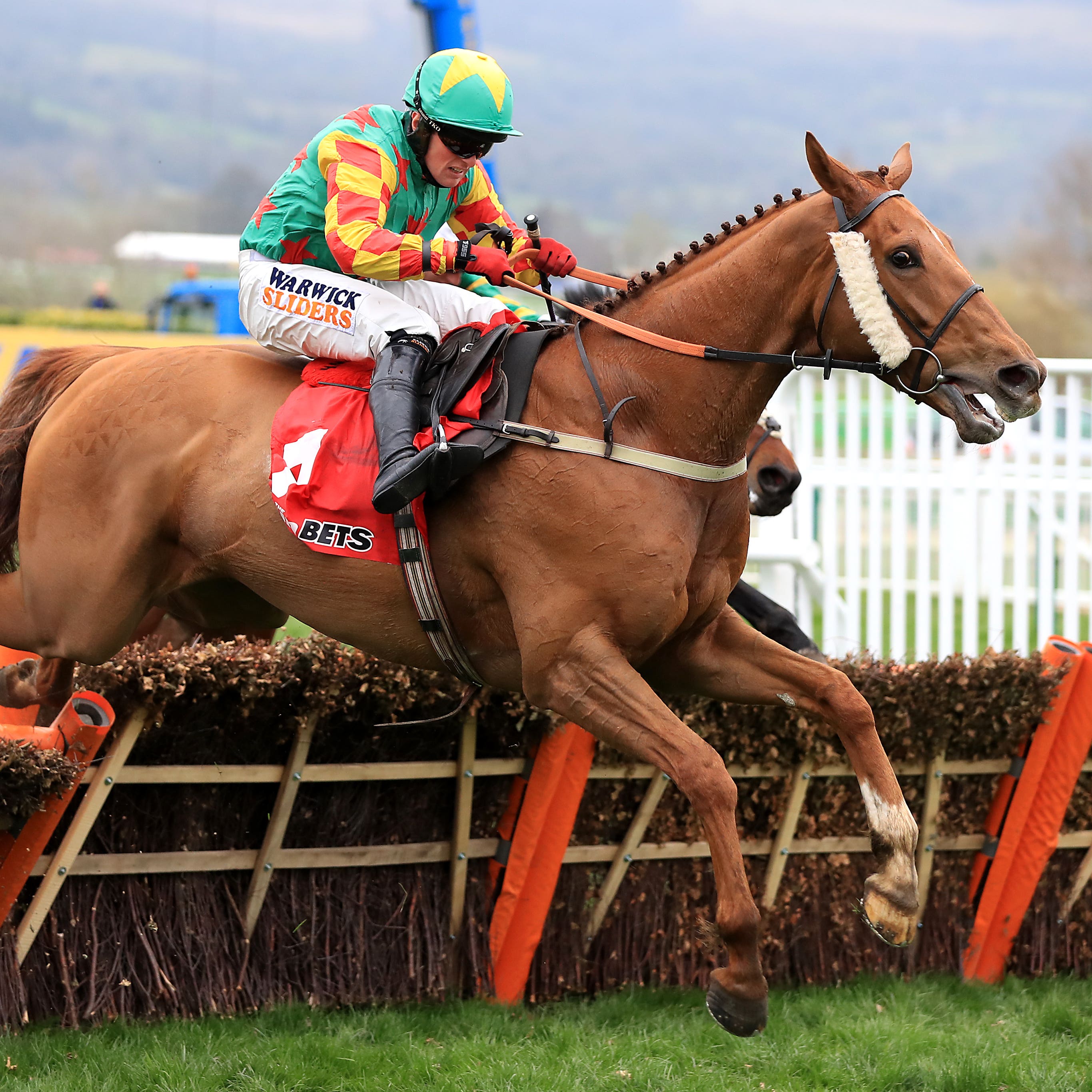 Lil Rockerfeller will bid for a second win in the totepool National Spirit Hurdle at Fontwell next month