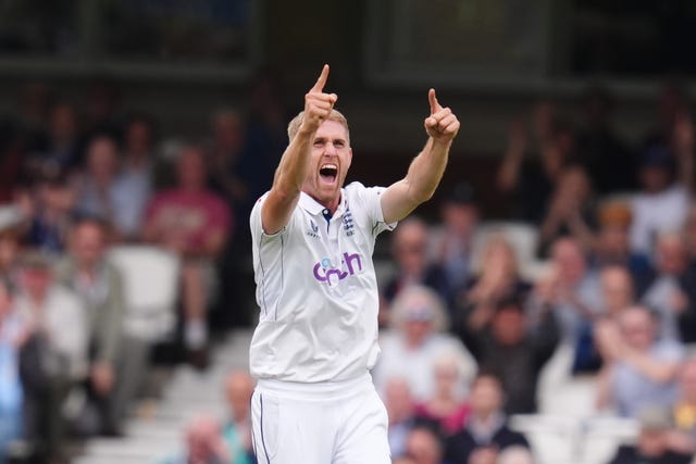 Olly Stone celebrates the wicket of Angelo Mathews