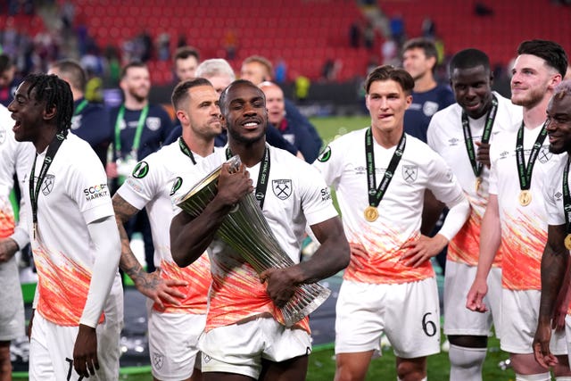 West Ham United’s Michail Antonio with the UEFA Europa Conference League Trophy after the club's success in 2023