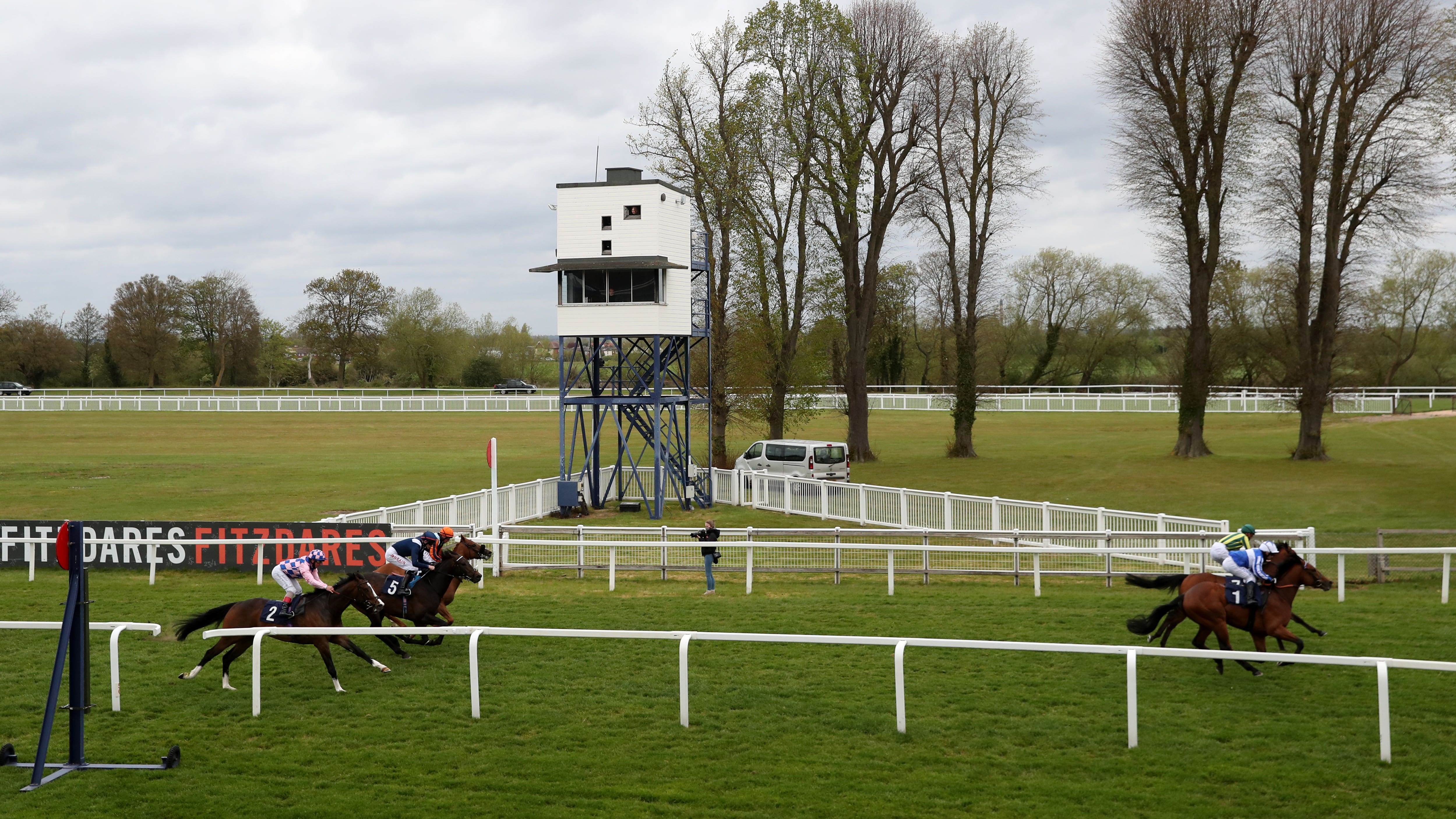 Lingfield card added on Monday following Windsor abandonment