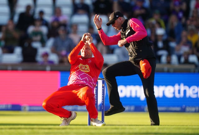 Roelof van der Merwe takes a great return catch 