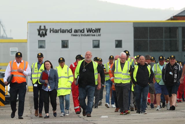 Harland and Wolff vote to continue occupation