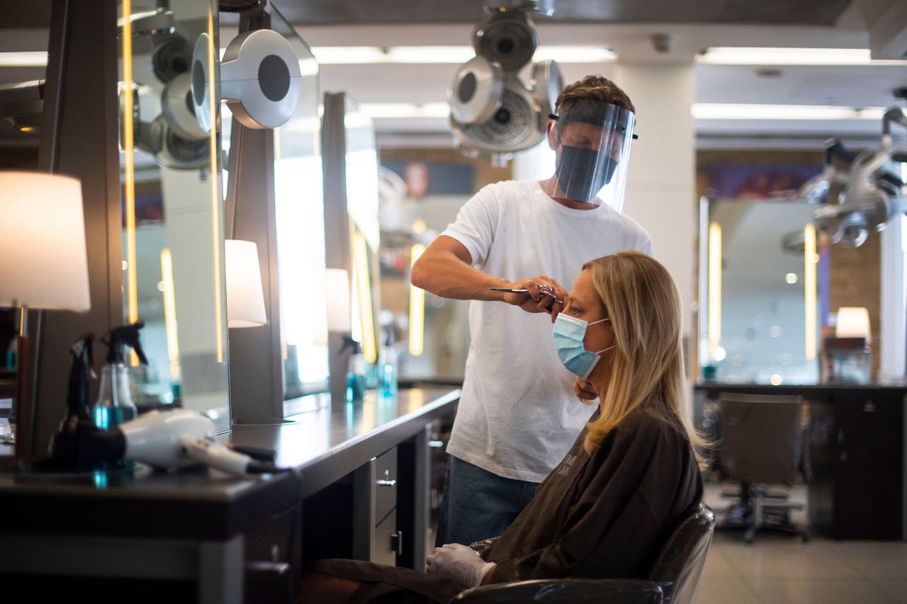 Calls for crackdown on hairdressers failing to follow coronavirus