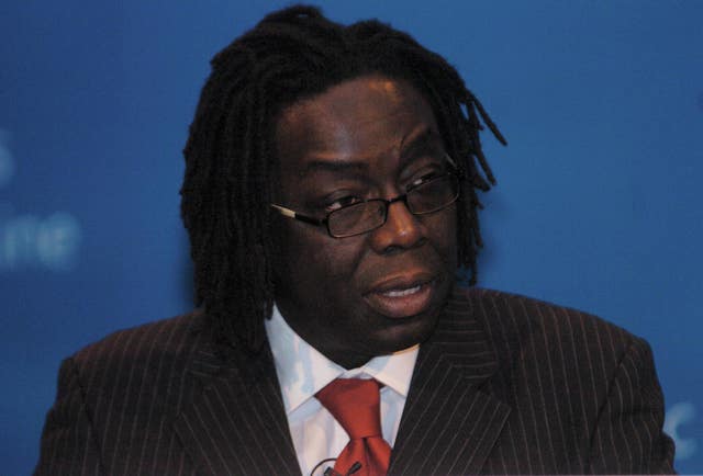 Lord Victor Adebowale addresses a working breakfast on Public Services Reform
