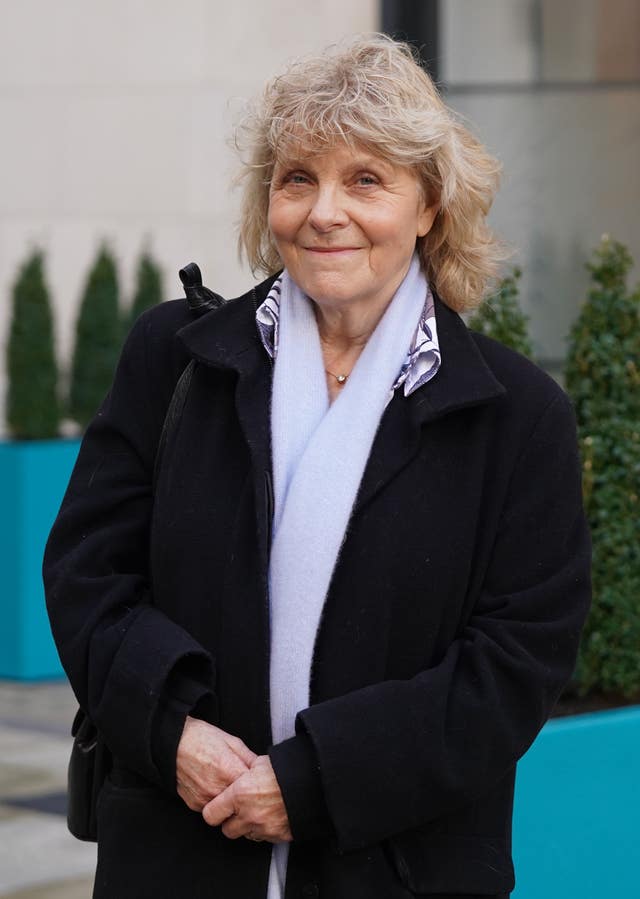 Josephine Hamilton llega a la investigación