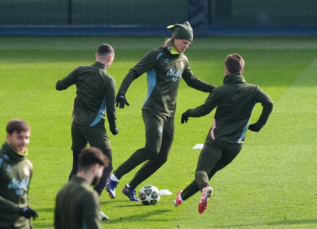 Manchester City’s Erling Haaland (centre) during a training session