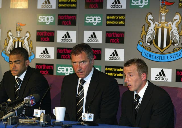Newcastle manager Graeme Souness with Kieron Dyer (left) and Lee Bowyer (right) at a press conference to discuss the incident during the defeat by Aston Villa