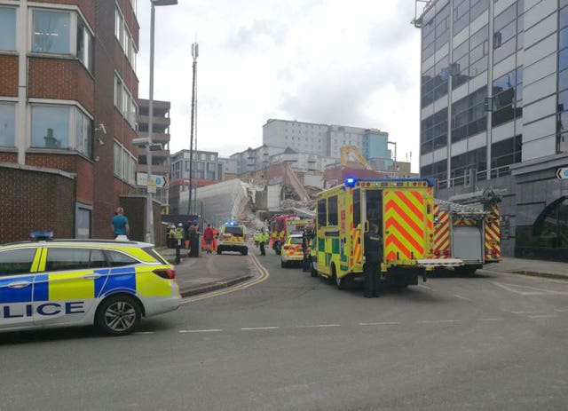 Scaffolding collapse in Reading