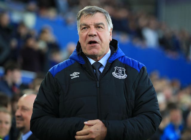 Sam Allardyce claims he is keen to keep Rooney at Goodison Park 