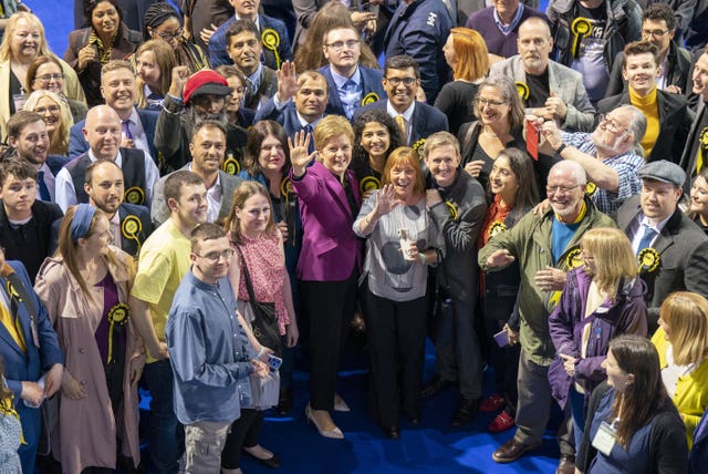 Nicola Sturgeon and SNP supporters 
