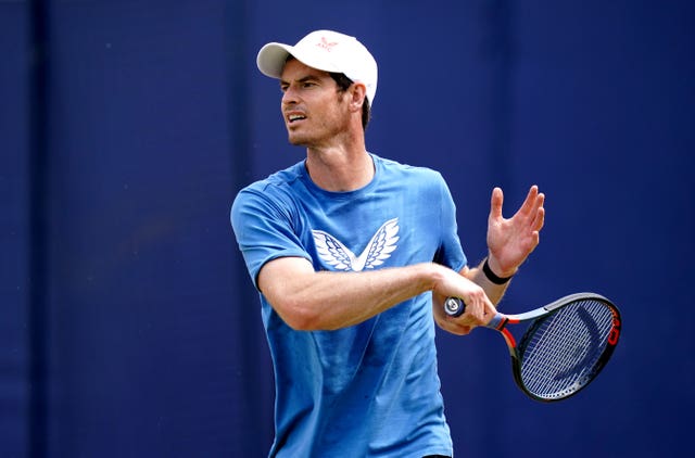 Andy Murray practices at The Queen’s Club