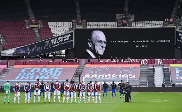 West Ham and Leicester players also paid tribute ahead of their match at the London Stadium (Justin Setterfield/PA).