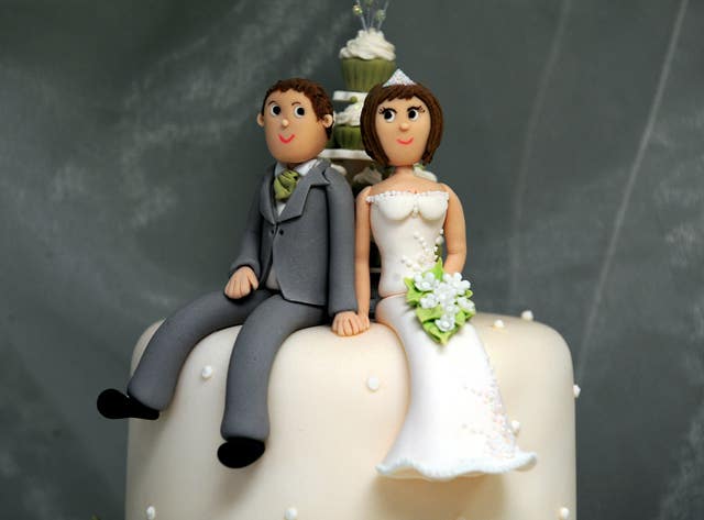 Bride and groom cake decorations