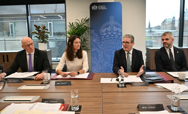 Sir Keir Starmer and devolved leaders round a table