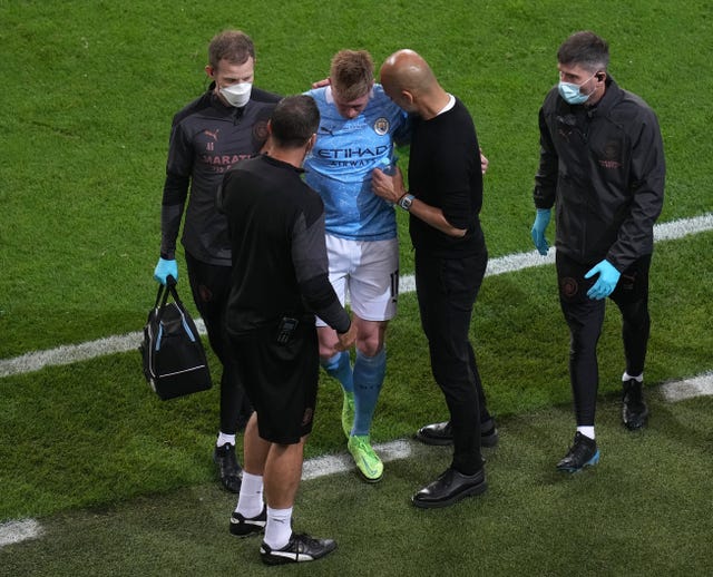 Manchester City playmaker Kevin De Bruyne was forced off through injury 
