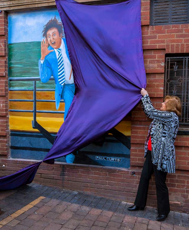 Ken Dodd mural unveiling