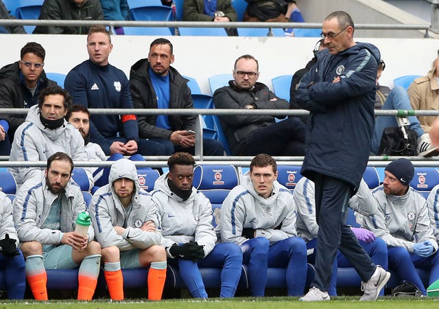 Maurizio Sarri defended his decision to start with Eden Hazard on the bench but said he was becoming used to criticism from fans