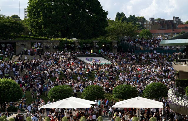 Spectators on the Hill