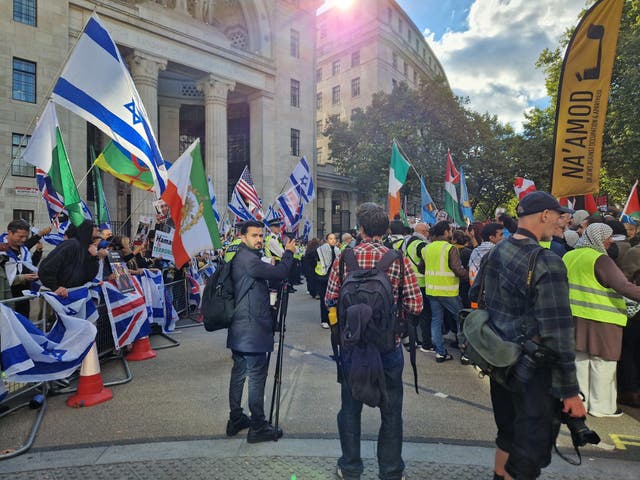 Counter pro-Israeli demonstration