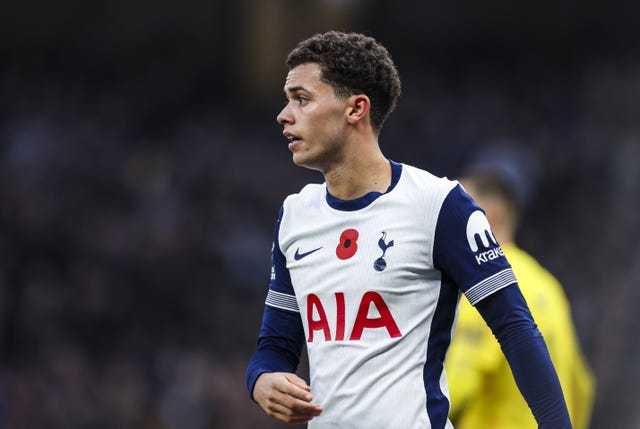 Brennan Johnson in action for Spurs against Ipswich