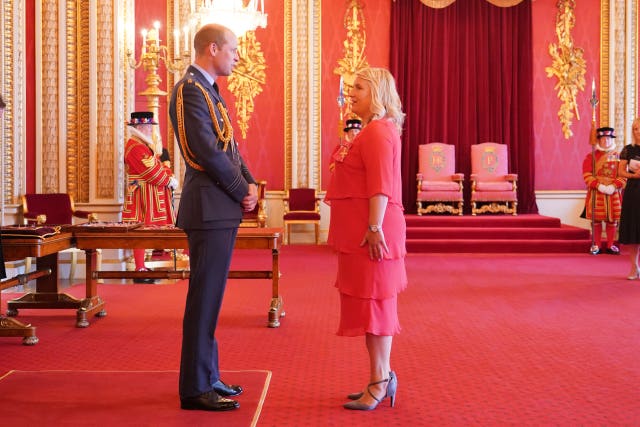 Emma Hayes with the Duke of Cambridge at Buckingham Palace