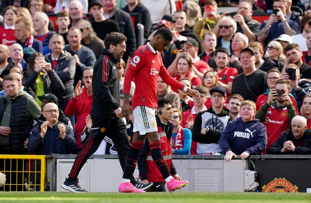 Marcus Rashford is substituted after picking up an injury 