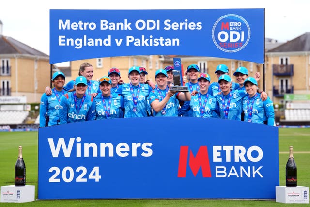 England celebrating their series win against Pakistan