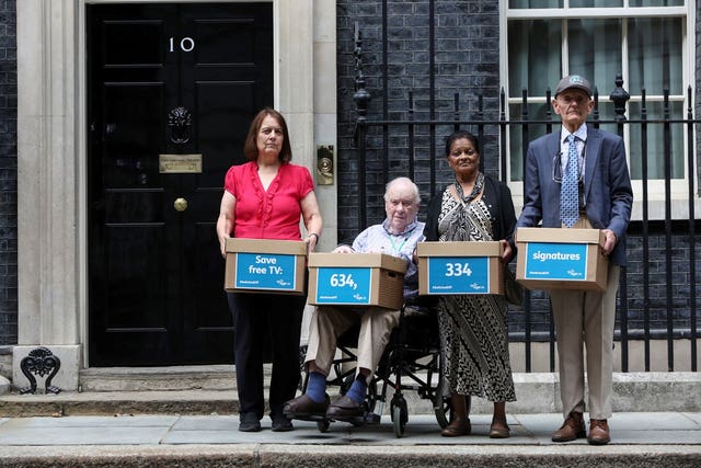Pensioners Sue, David, Radha and Tony outside 10 Downing Street 