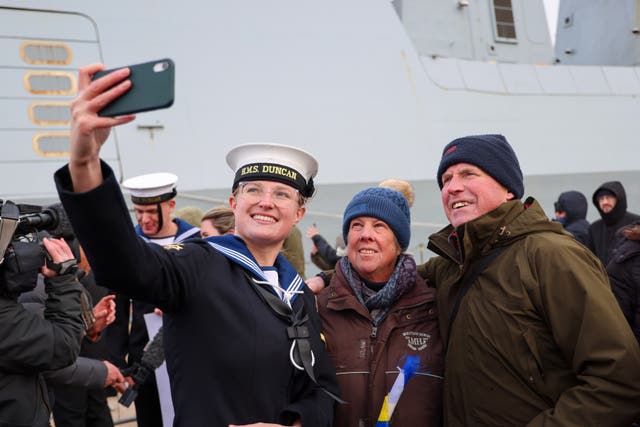 HMS Duncan’s ship's company being reunited with family 