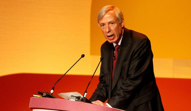 Earl Howe