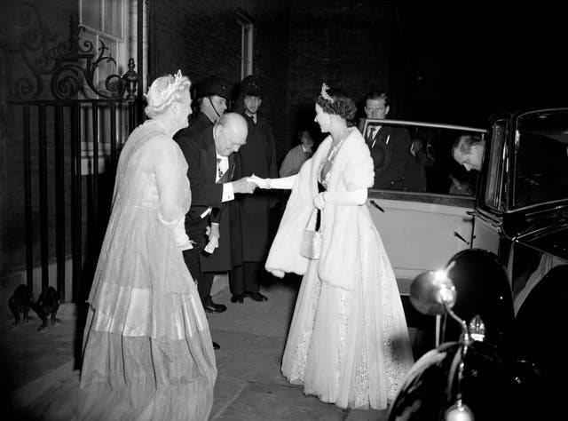 Royalty – Queen Elizabeth II and Churchill’s – No. 10 Downing Street