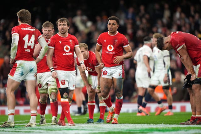 Dejected Wales players